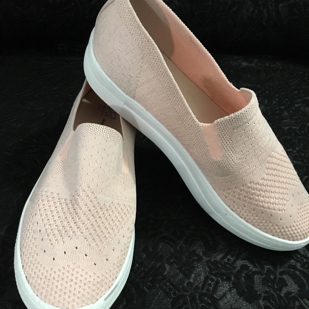 Time and true women shoes size 9